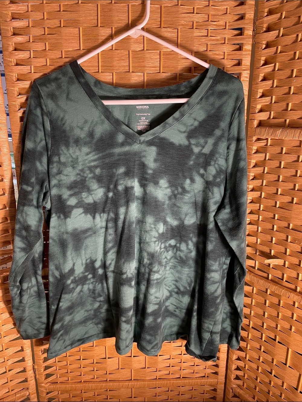 Sonoma Olive & Black Tie-Dye V-Neck Long Sleeve Top